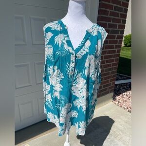 Torrid Harper Gauze Teal and White Floral Sleeveless Pullover Top Size 3X